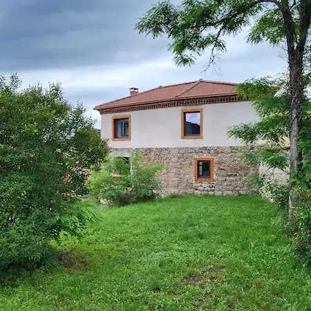 La Cabane Des Remparts *